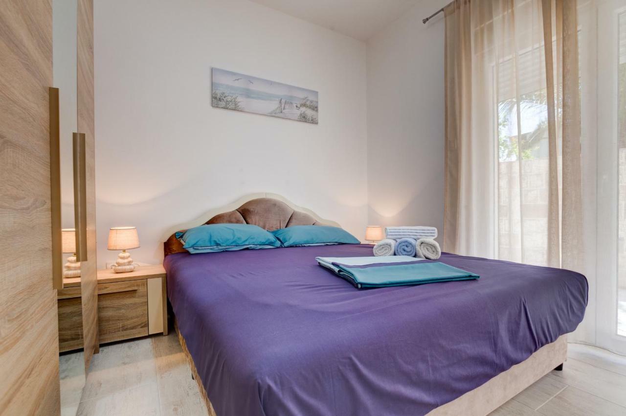 Fort City Apartments Tivat Bagian luar foto