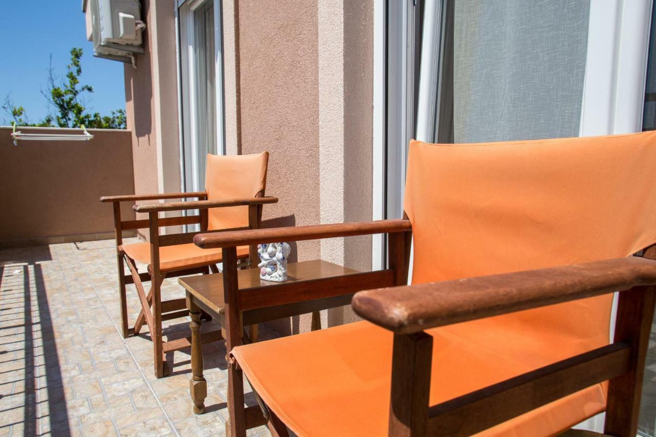 Fort City Apartments Tivat Bagian luar foto